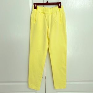 Lululemon yellow pants Sz 6